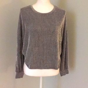 CAUTION TO THE WIND black/white striped top